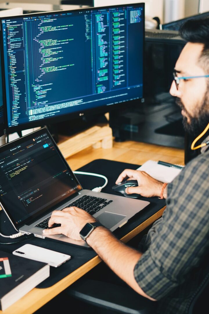 Custom IT Solutions vs. One-Size-Fits-All: Which Is Right for Your ...